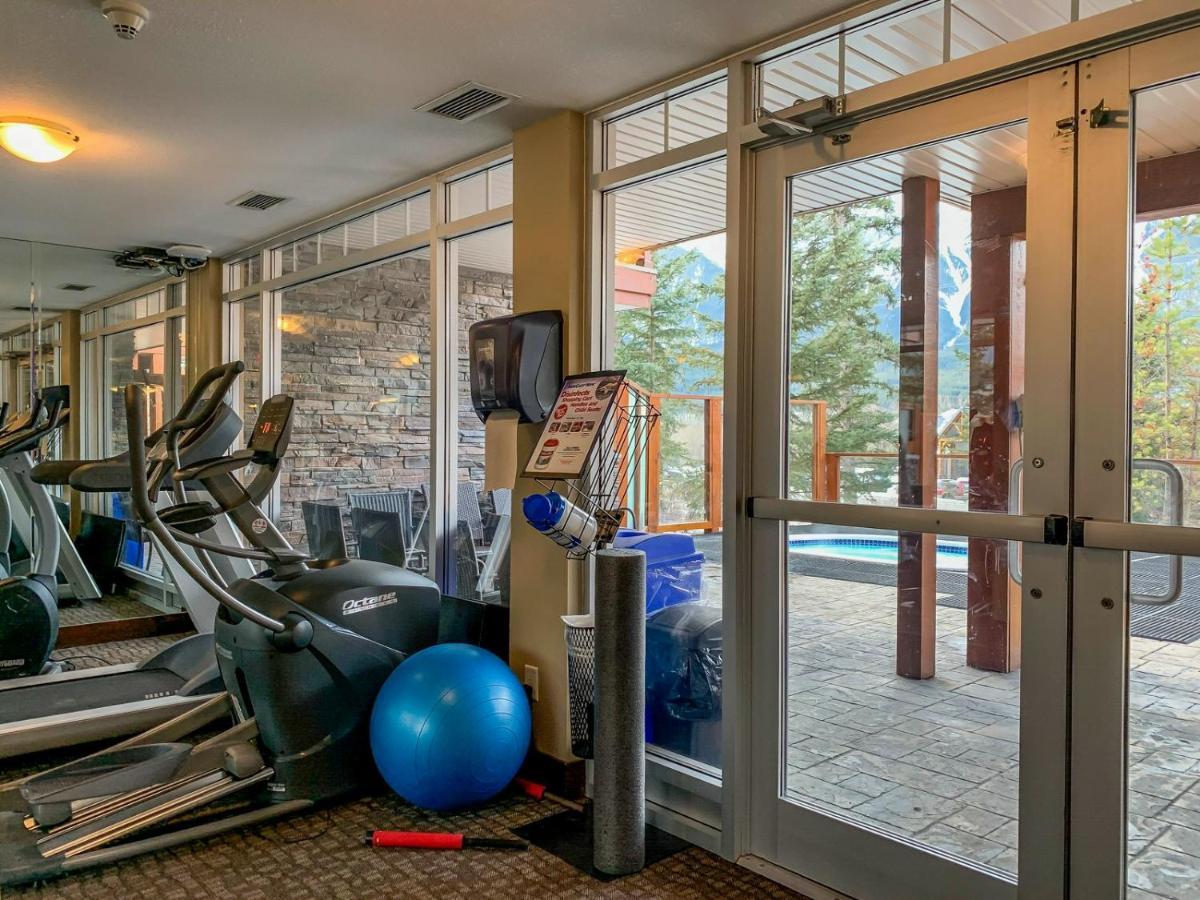Inviting Rocky Mountain Hot Tub In Top Rated Condo Managed By Little Sister Getaways Canmore Exterior photo